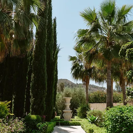 Villa Argaka Luxury *