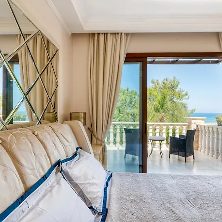 Argaka Luxury Villa